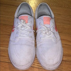 Mike Stefan janoskis